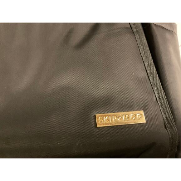 Skip Hop Mainframe Wide Open Diaper Backpack - Picture 2 of 5